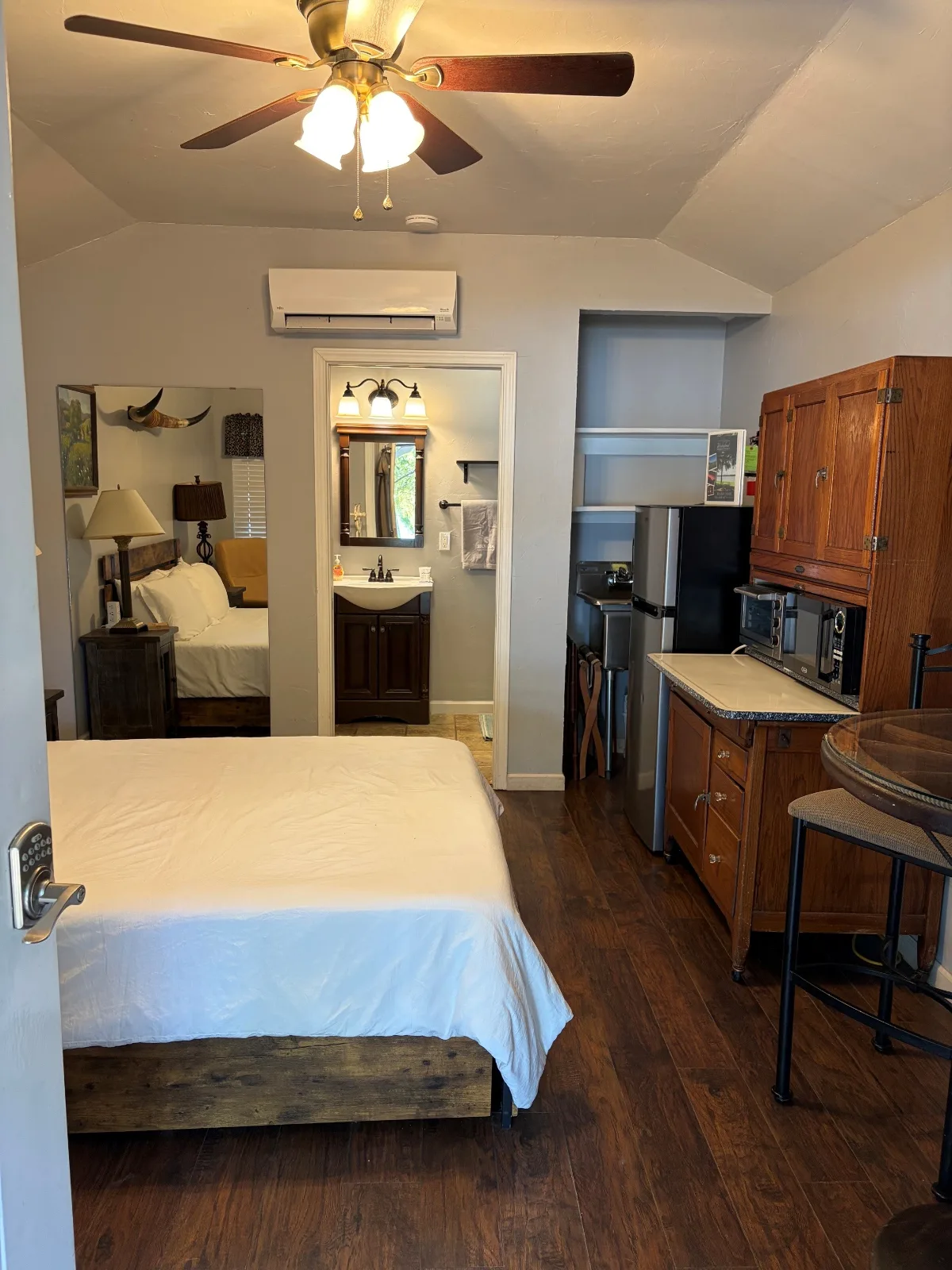Inside Cabin 1